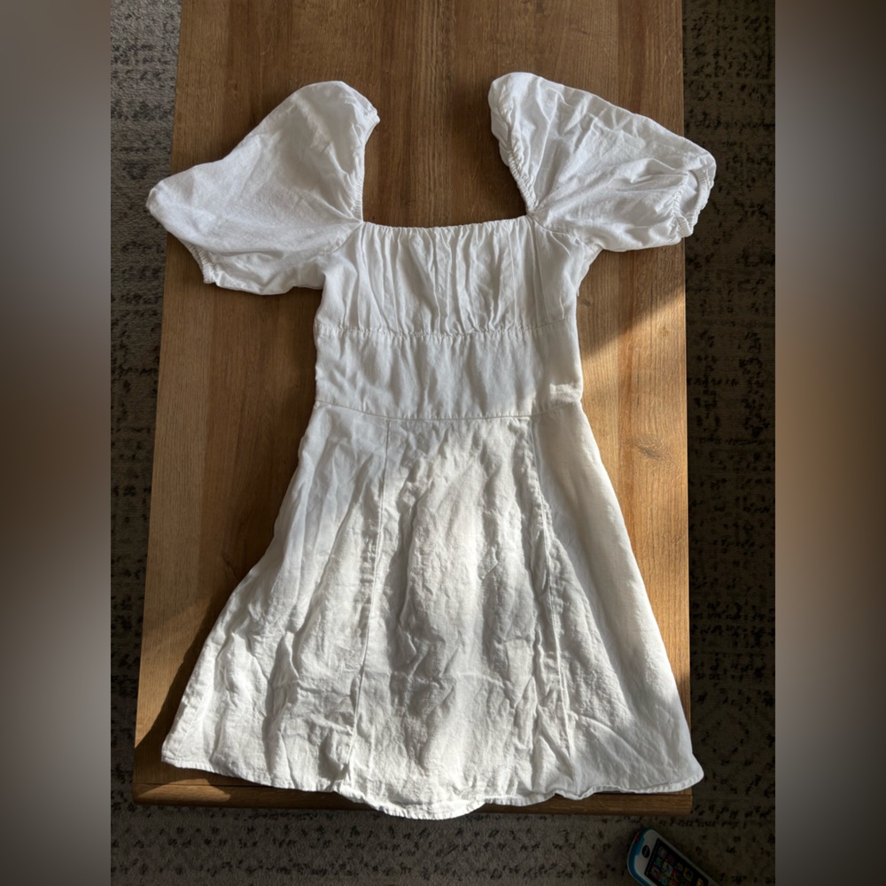 H&M white short cotton blend puff sleeve dress